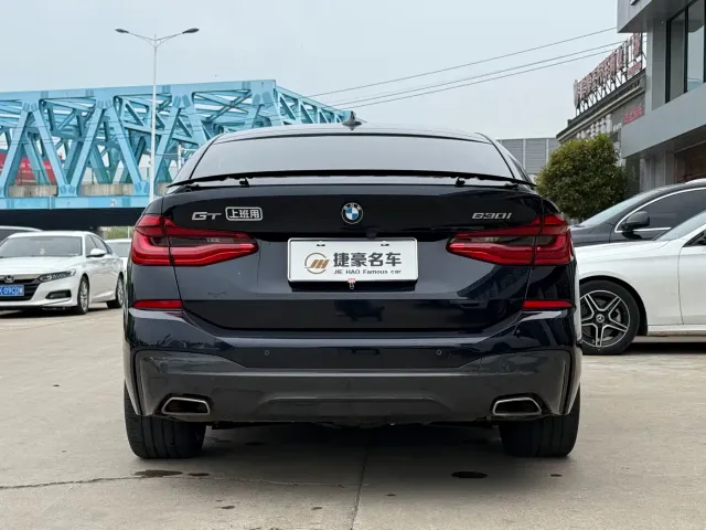 BMW 6 Series Gran Turismo — Фото автомобиля 9