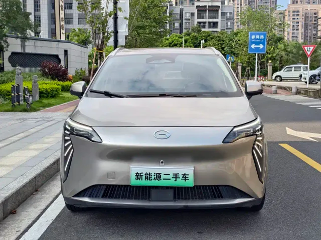 GAC Aion Y — Фото автомобиля 2