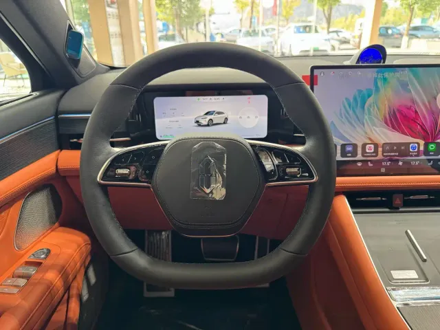 Aito M5 — Фото автомобиля 13
