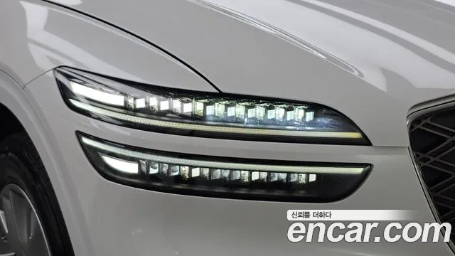 Genesis GV70 — Фото автомобиля 7