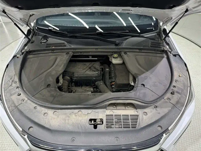 BYD Tang — Фото автомобиля 13