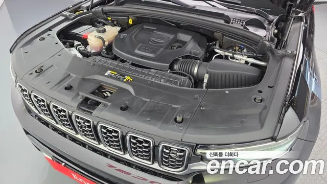 Jeep Cherokee WL — Фото автомобиля 6