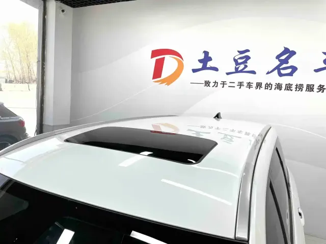 Wuling Jiachen — Фото автомобиля 16
