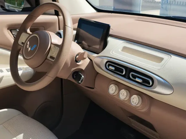 Wuling Hongguang Mini EV — Фото автомобиля 13