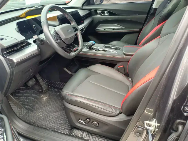 Changan Z6 — Фото автомобиля 4