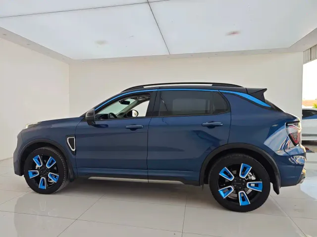 Lynk & Co 01 — Фото автомобиля 29