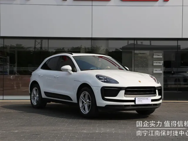 Porsche Macan — Фото автомобиля 4