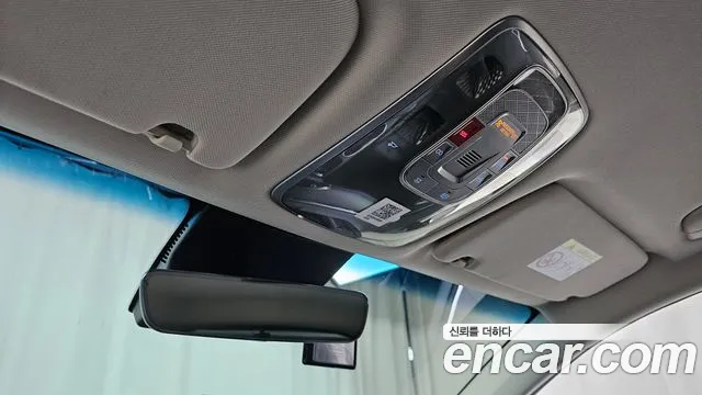 Genesis GV70 — Фото автомобиля 24