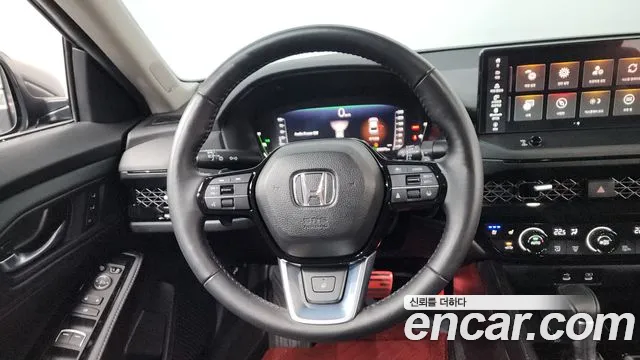 Honda Accord — Фото автомобиля 12