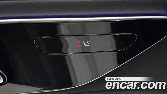 Mercedes-Benz E-Class — Фото автомобиля 30