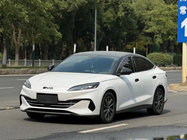 Фотография автомобиля — BYD Seal 06