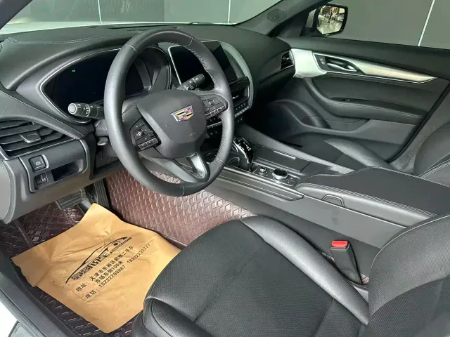 Cadillac CT5 — Фото автомобиля 11