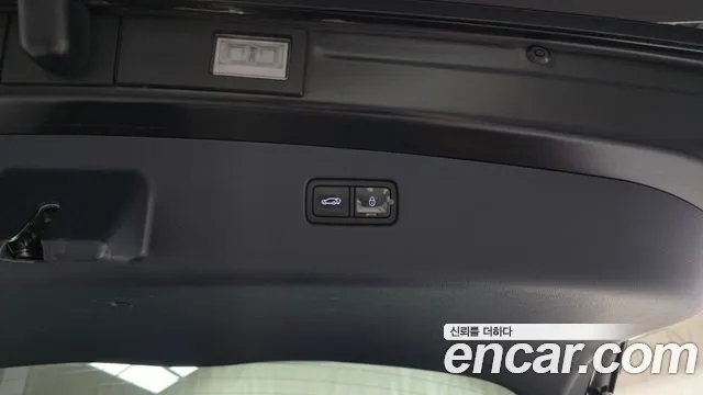 Genesis GV70 — Фото автомобиля 18