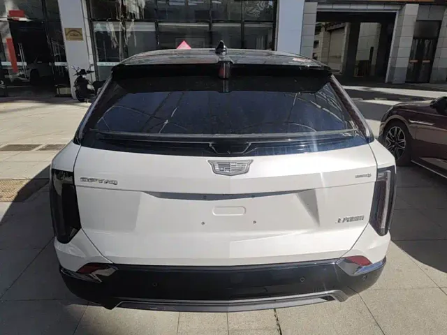 Cadillac Optiq — Фото автомобиля 5