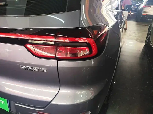 Chery Tiggo 8 — Фото автомобиля 7