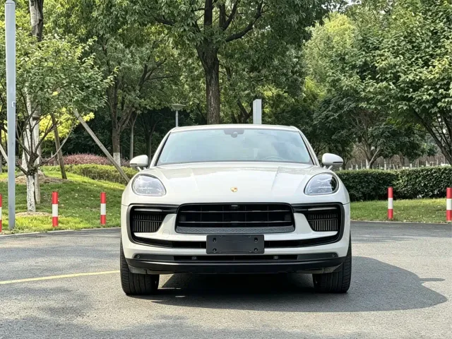 Porsche Macan — Фото автомобиля 2