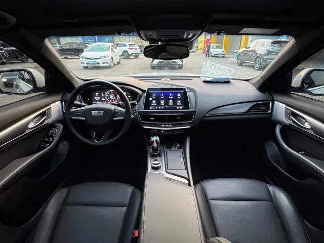 Cadillac CT5 — Фото автомобиля 8