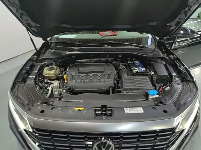 Volkswagen Passat — Фото автомобиля 19
