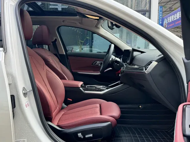 BMW 3 Series — Фото автомобиля 8