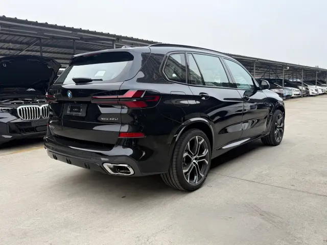 BMW X5 — Фото автомобиля 9