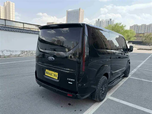 Ford Tourneo — Фото автомобиля 19