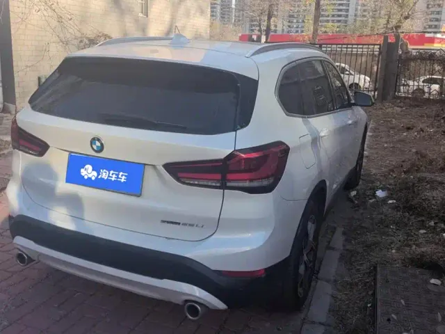 BMW X1 — Фото автомобиля 3