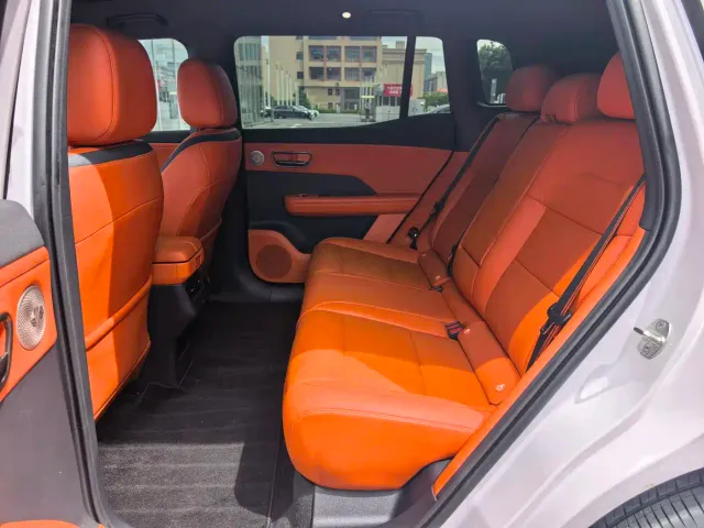 Toyota BoZhi 3X — Фото автомобиля 11