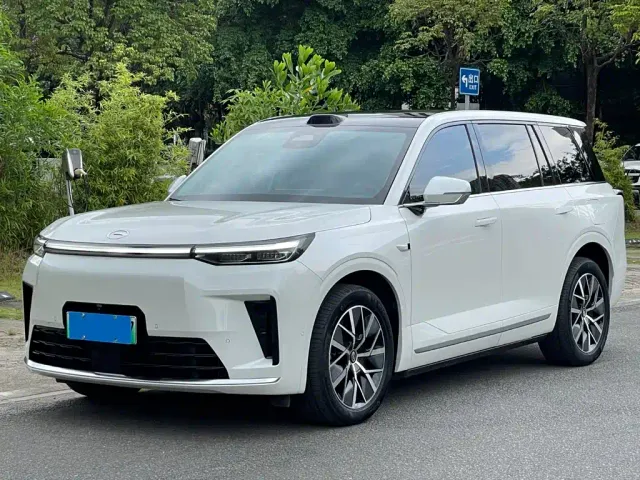 Фотография автомобиля — GAC Trumpchi Xiangwang S9