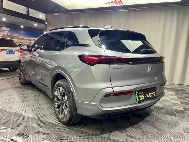 Buick E5 — Фото автомобиля 5