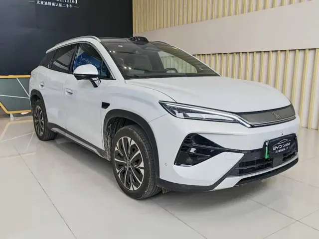 BYD Song Ultra — Фото автомобиля 3