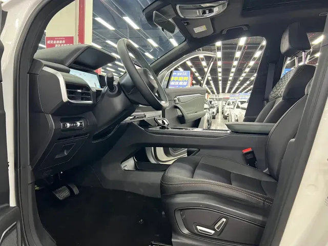 Geely Haoyue L — Фото автомобиля 4