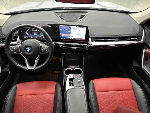 BMW X1 — Фото автомобиля 7