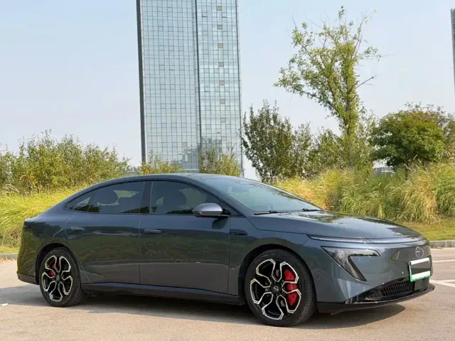 Nissan N7 — Фото автомобиля 3