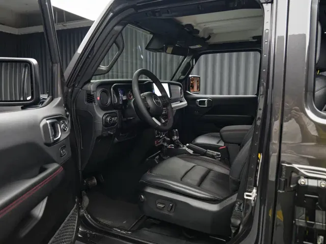 Jeep Wrangler — Фото автомобиля 8