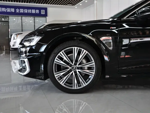 Audi A6L — Фото автомобиля 16