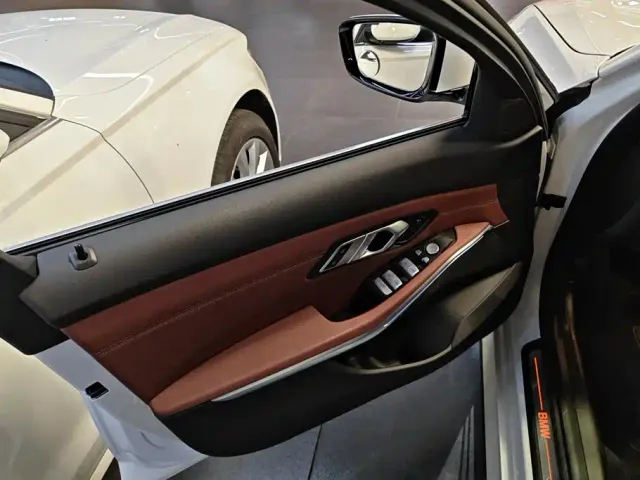 BMW i3 — Фото автомобиля 7