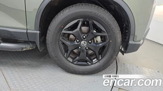 KG_Mobility_Ssangyong Rexton Новый Rexton Sport Дизель 2.2 4WD — Фото автомобиля 17