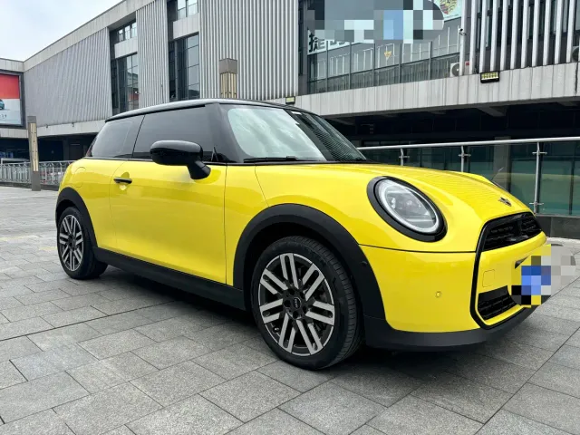 MINI Hatch — Фото автомобиля 3