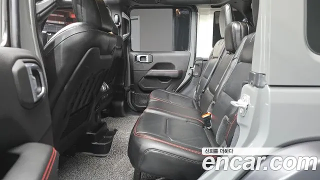 Jeep Wrangler Wrangler (JL) — Фото автомобиля 12