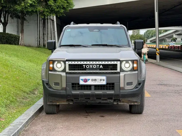 Toyota Prado — Фото автомобиля 2