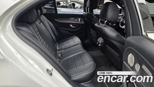 Mercedes-Benz E-Class W213 — Фото автомобиля 18