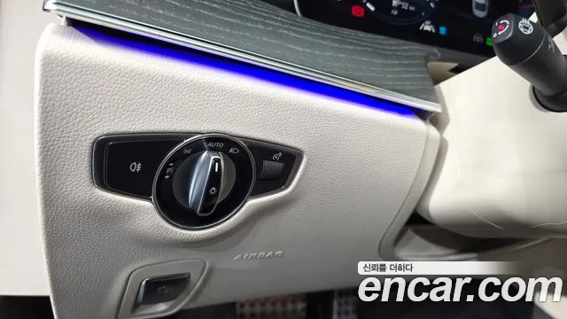Mercedes-Benz CLS-Class — Фото автомобиля 23