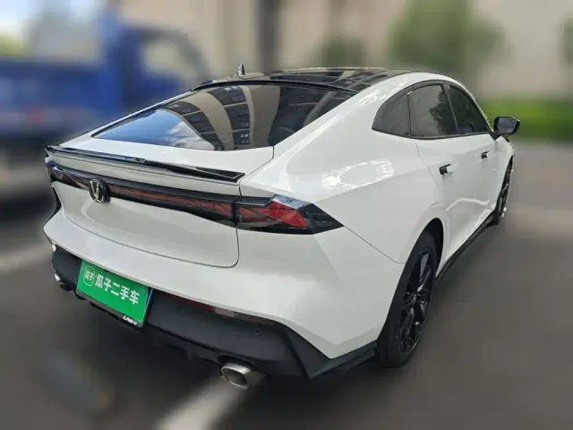 Changan UNI-V — Фото автомобиля 6