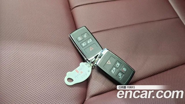 Land Rover Range Rover Sport — Фото автомобиля 14
