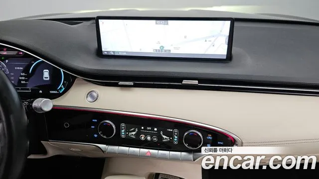Genesis GV70 3.5T Бензин AWD — Фото автомобиля 14