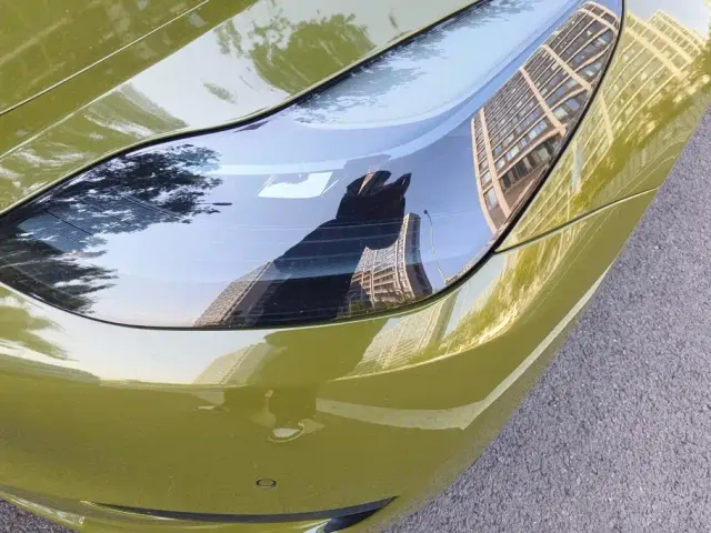 Tesla Model Y — Фото автомобиля 5