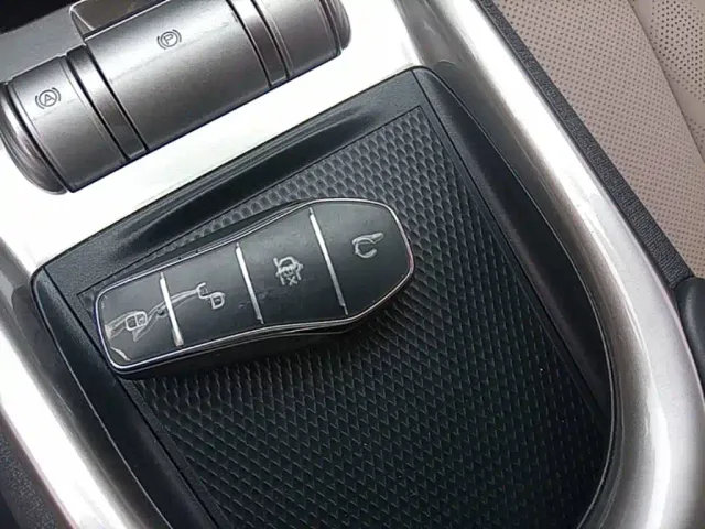 BYD Dolphin — Фото автомобиля 8