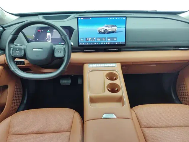 Haval Xiaolong MAX — Фото автомобиля 12