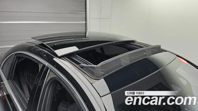 Mercedes-Benz S-Class — Фото автомобиля 19