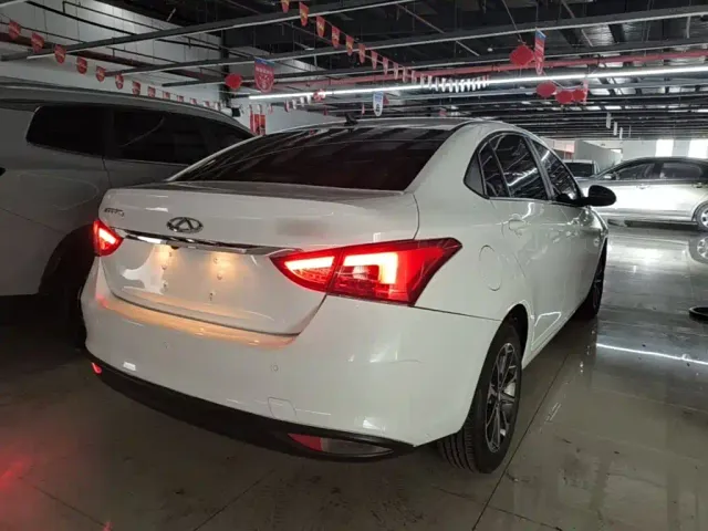 Chery Arrizo 5 — Фото автомобиля 6
